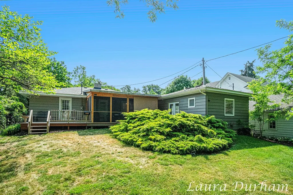 526 Butler Street Saugatuck City MI 49453