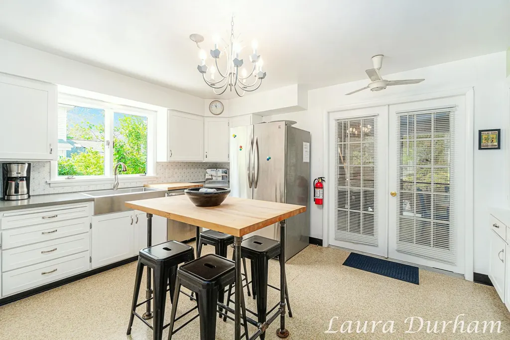 526 Butler Street Saugatuck City MI 49453