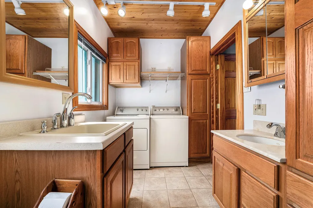 5818 Us Highway 31 Sherman Township MI 49411