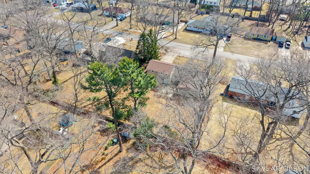 1924 Maryland Boulevard Norton Shores City MI 49441