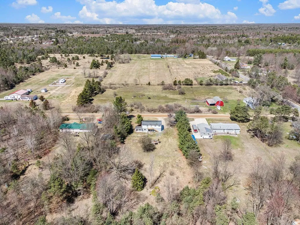 3335 E Tyler Road Dalton Township MI 49457