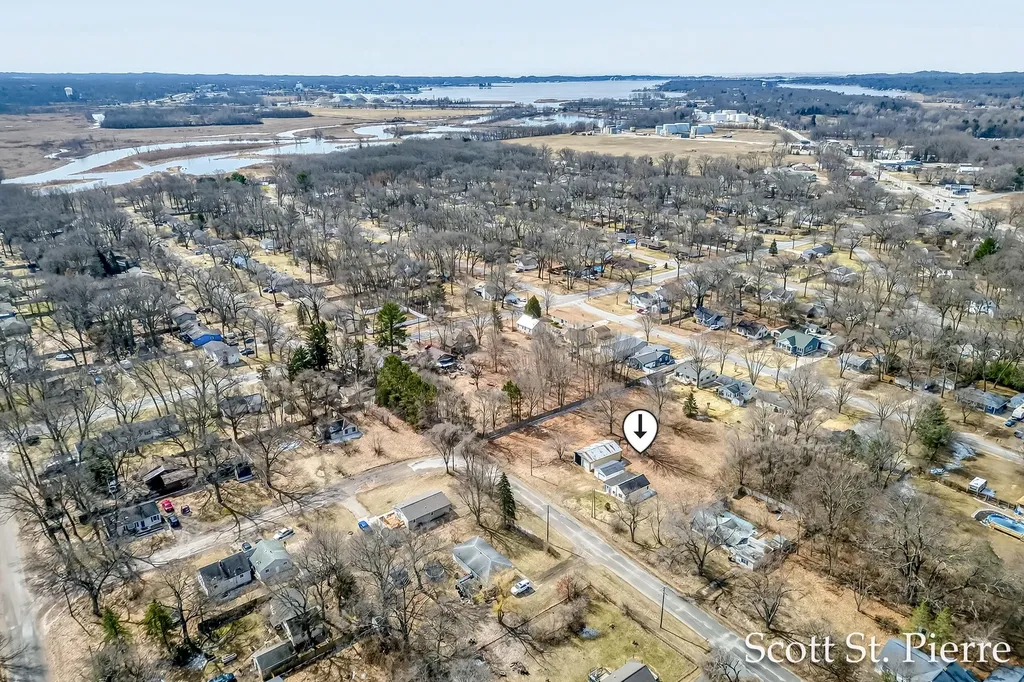 1497 Riblet Street Muskegon Charter Township MI 49445