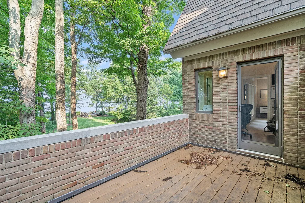 5285 N Lakeshore Drive Port Sheldon Township MI 49424