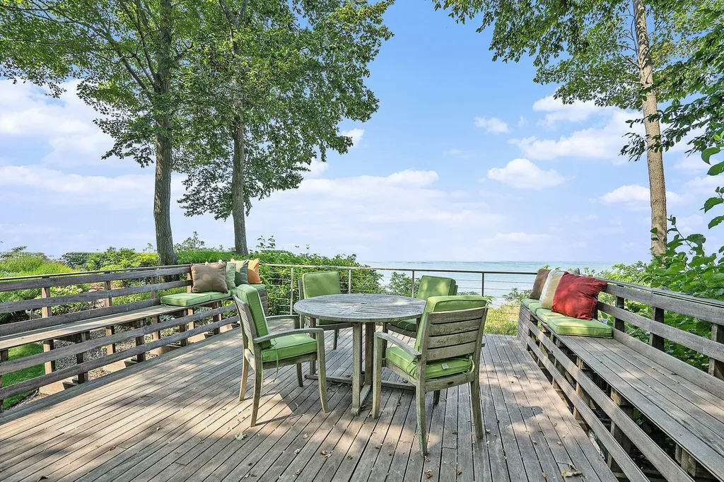 5285 N Lakeshore Drive Port Sheldon Township MI 49424