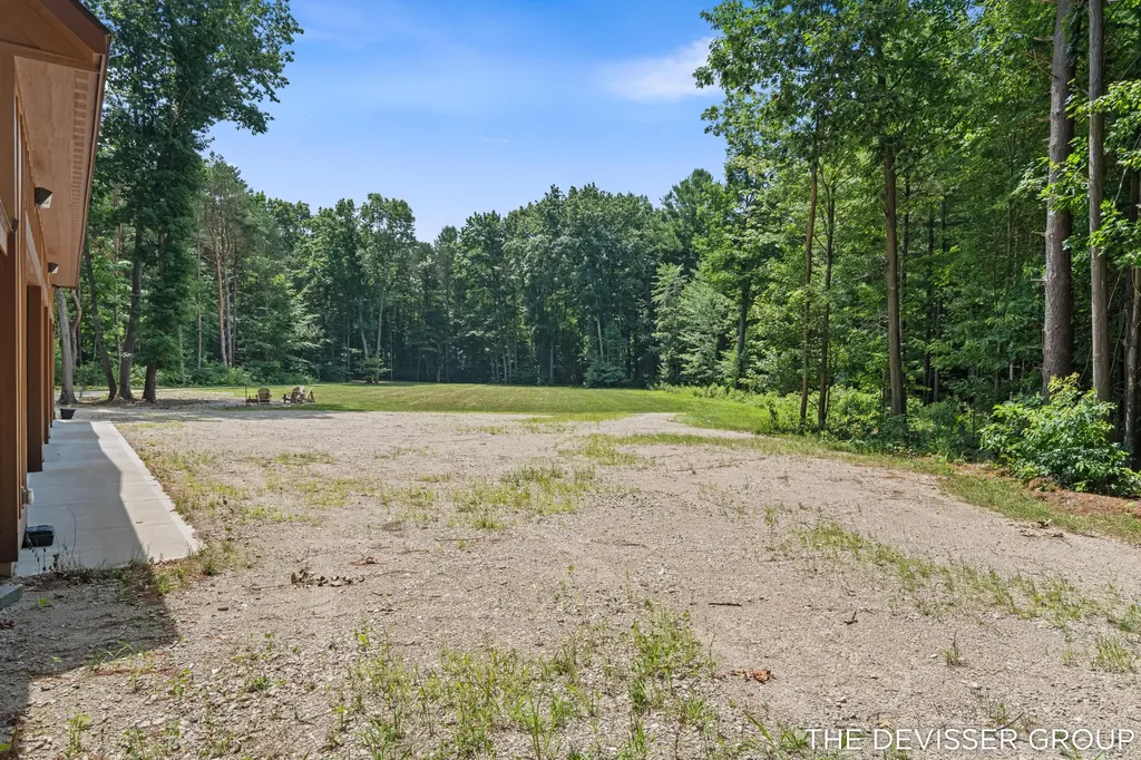5837 Timber Bluff Trail Manlius Township MI 49408