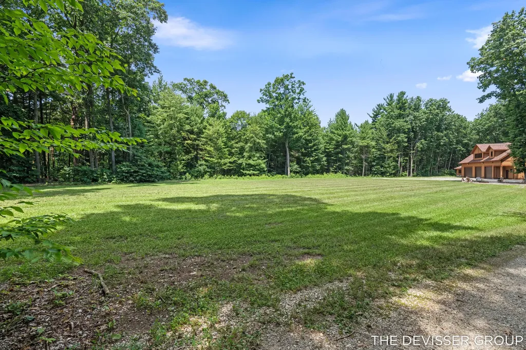 5837 Timber Bluff Trail Manlius Township MI 49408