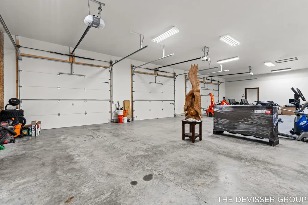 5837 Timber Bluff Trail Manlius Township MI 49408
