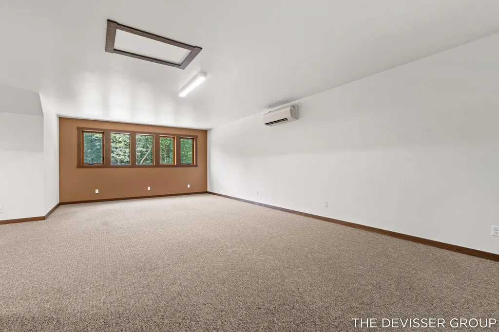 5837 Timber Bluff Trail Manlius Township MI 49408