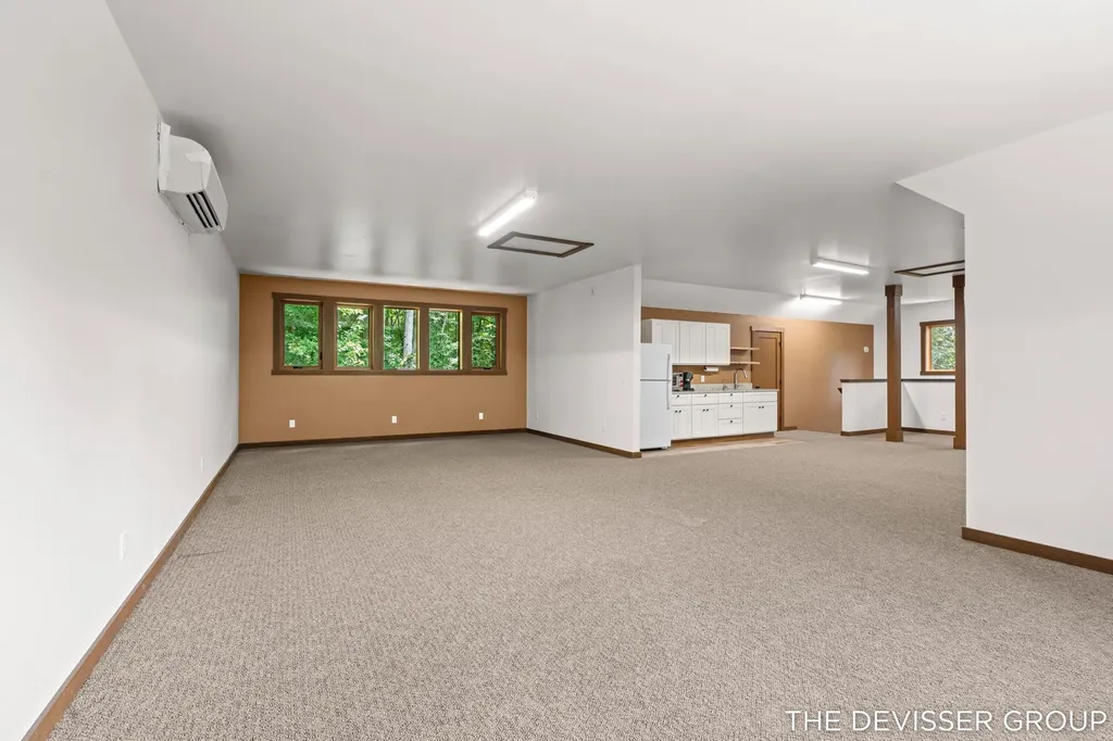 5837 Timber Bluff Trail Manlius Township MI 49408