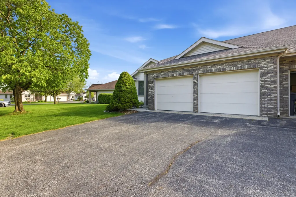 3590 Brook Point Drive Manlius Township MI 49419