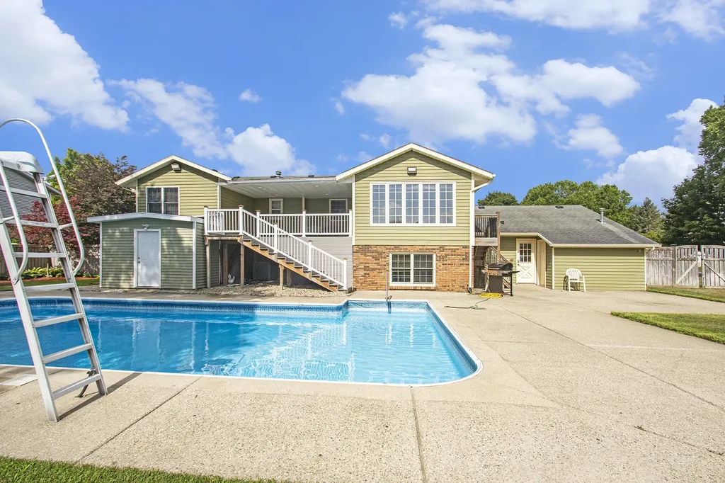 3740 Piute Drive SW Grandville City MI 49418