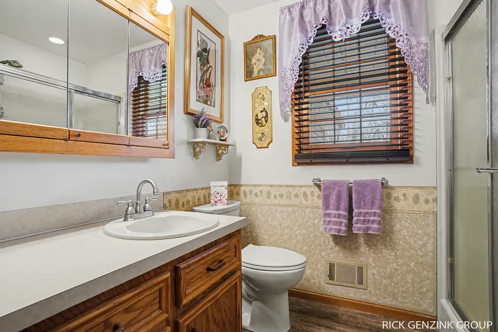 6260 Pine Crest Drive Blendon Township MI 49464