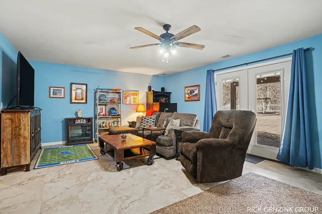 6260 Pine Crest Drive Blendon Township MI 49464