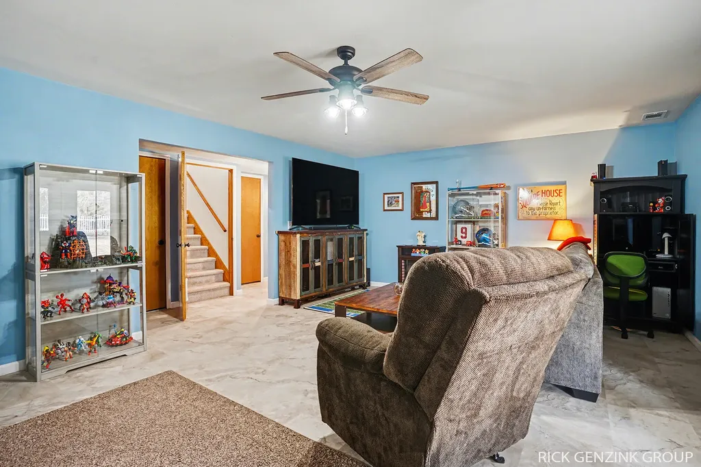 6260 Pine Crest Drive Blendon Township MI 49464