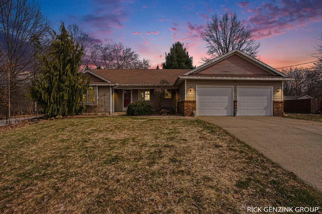 6260 Pine Crest Drive Blendon Township MI 49464