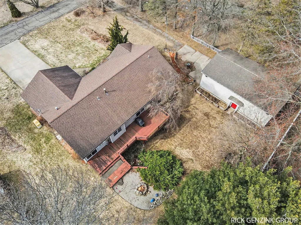 6260 Pine Crest Drive Blendon Township MI 49464