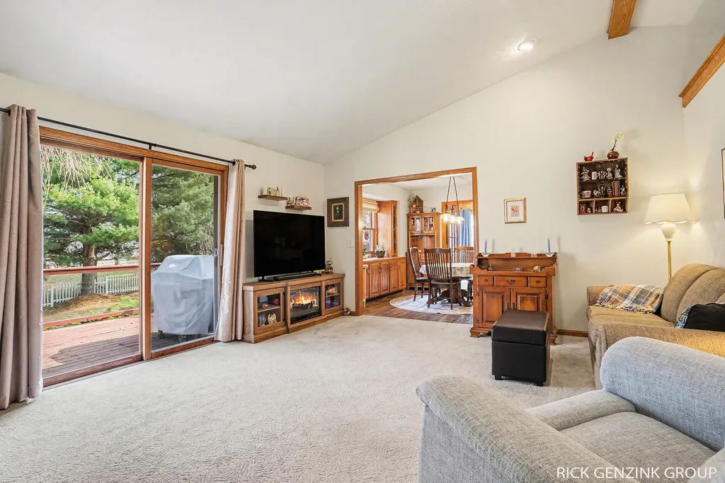 6260 Pine Crest Drive Blendon Township MI 49464
