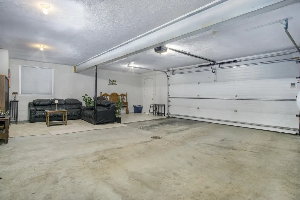 18501 148th Avenue Spring Lake Township MI 49456