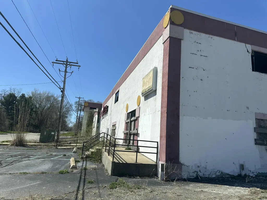 40 E Norton Avenue Muskegon Heights City MI 49444