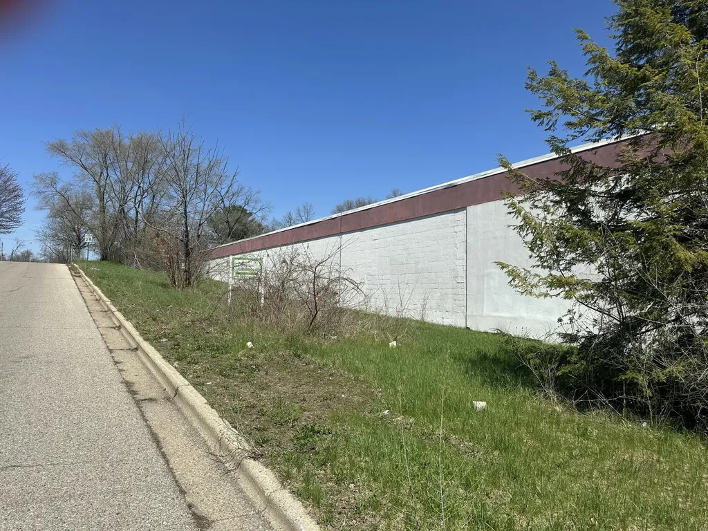 40 E Norton Avenue Muskegon Heights City MI 49444