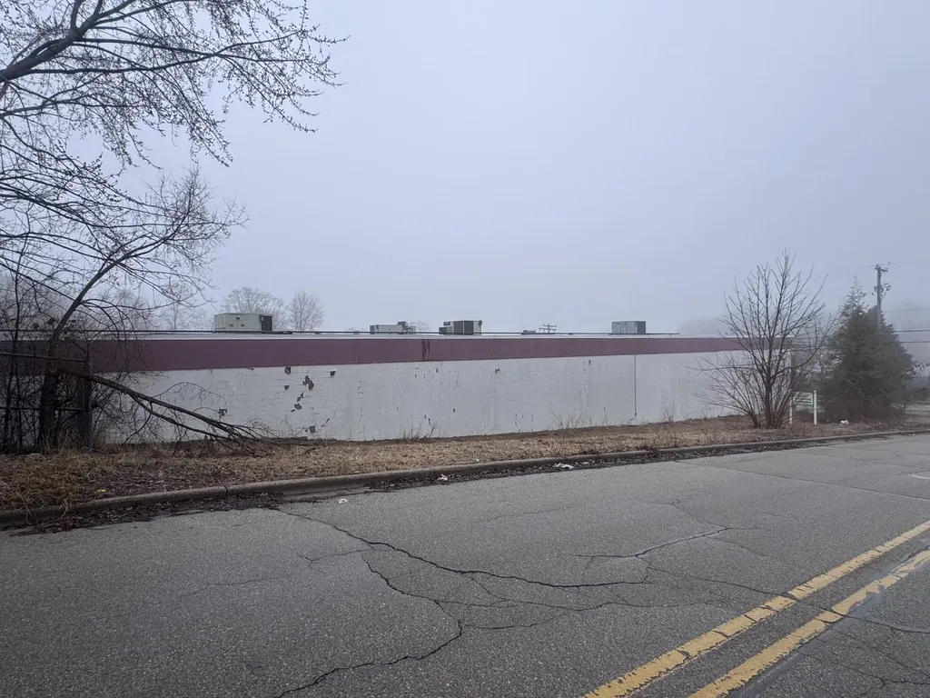 40 E Norton Avenue Muskegon Heights City MI 49444