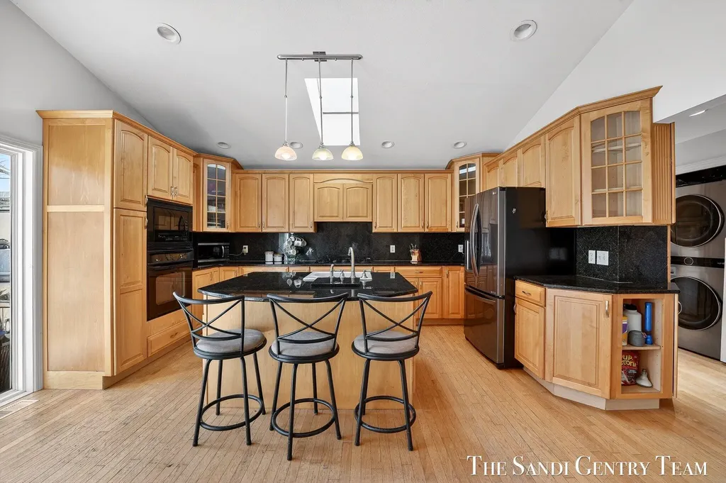 1322 Waverly Avenue Grand Haven City MI 49417