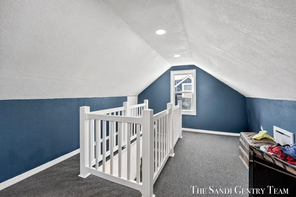 1322 Waverly Avenue Grand Haven City MI 49417
