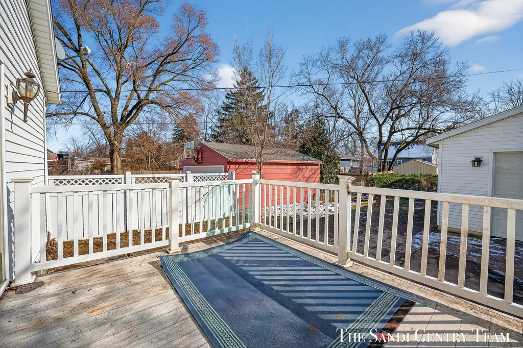 1322 Waverly Avenue Grand Haven City MI 49417