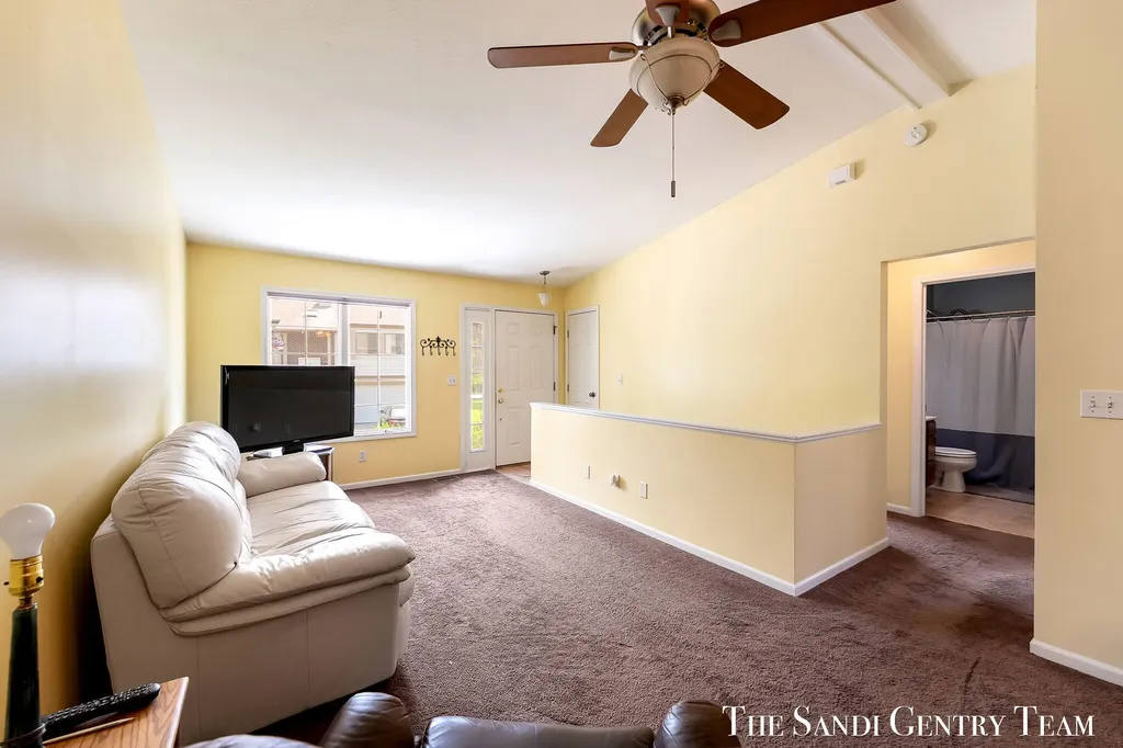 17632 Dustin Drive Ferrysburg City MI 49456