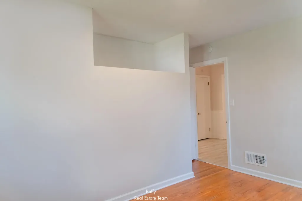 521 Leggat Street Grand Haven City MI 49417