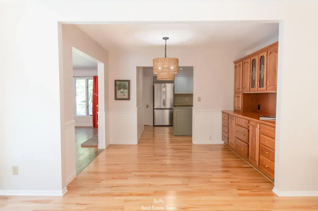 521 Leggat Street Grand Haven City MI 49417