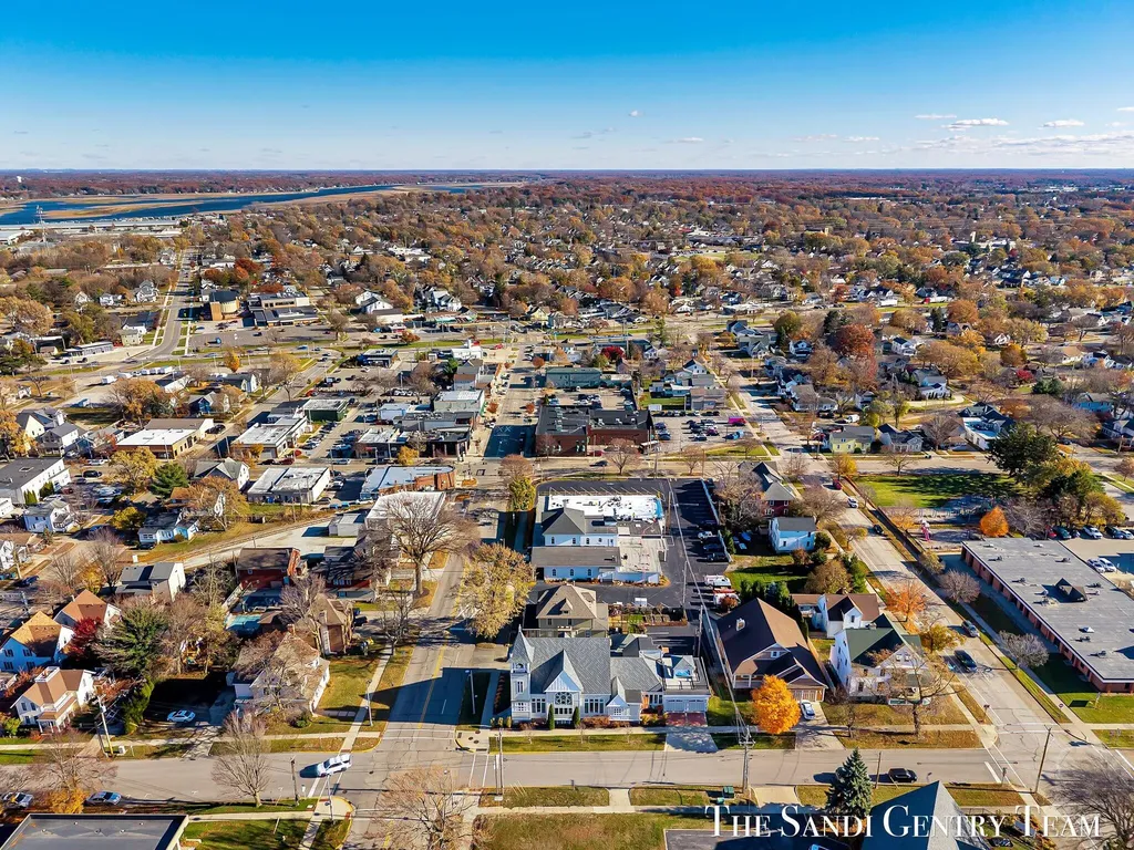 600 Washington Avenue Grand Haven City MI 49417