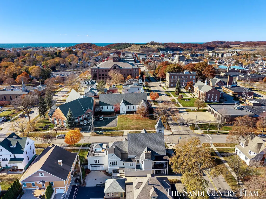 600 Washington Avenue Grand Haven City MI 49417