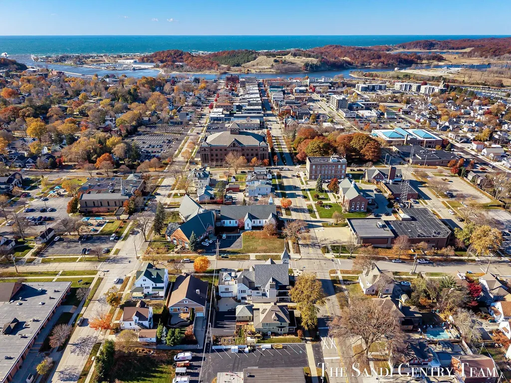 600 Washington Avenue Grand Haven City MI 49417