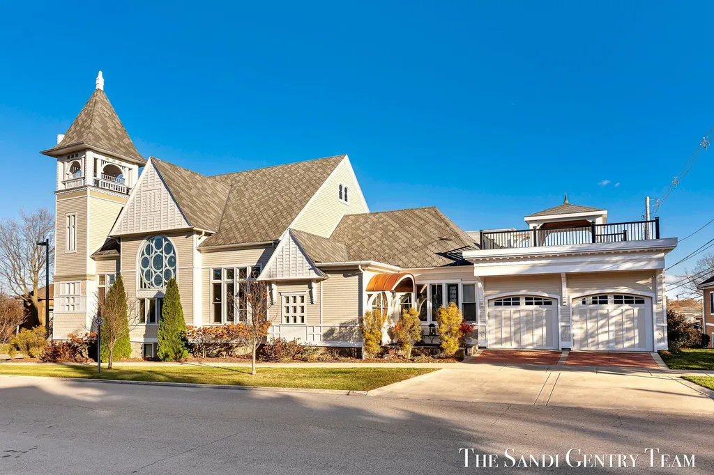 600 Washington Avenue Grand Haven City MI 49417