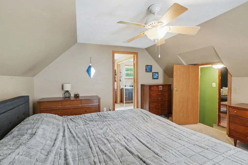 4071 Ivanrest Avenue SW Grandville City MI 49418