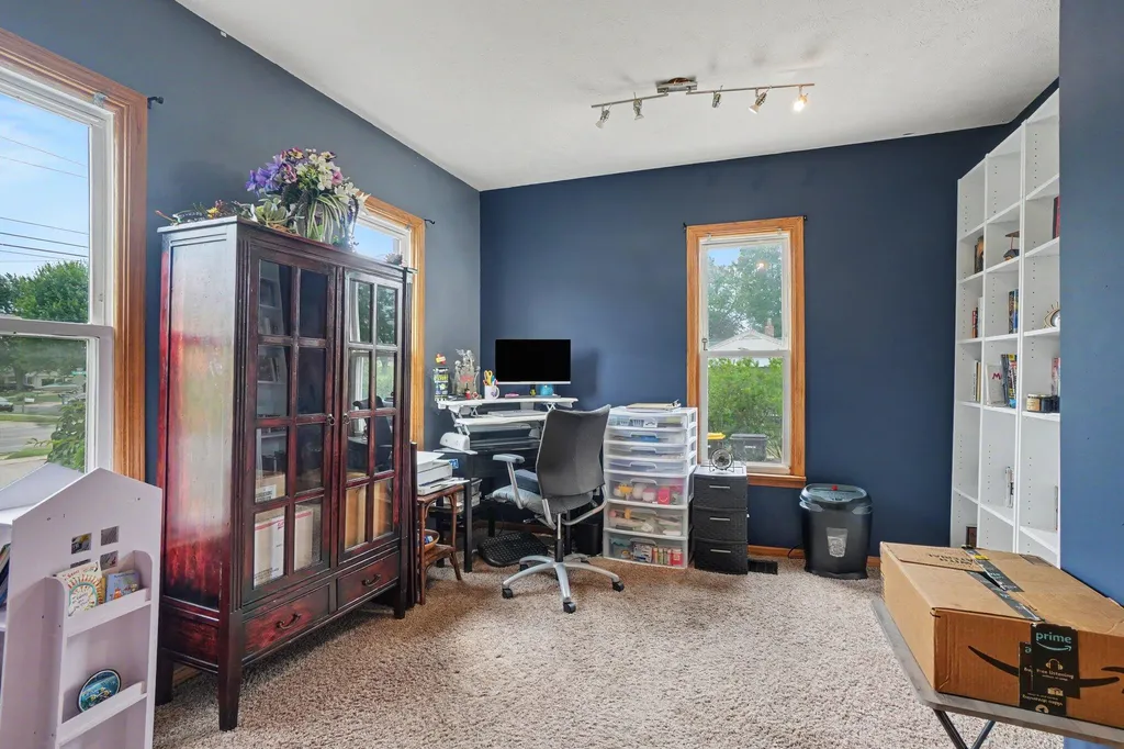 4071 Ivanrest Avenue SW Grandville City MI 49418
