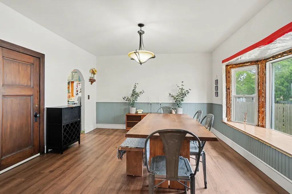 4071 Ivanrest Avenue SW Grandville City MI 49418