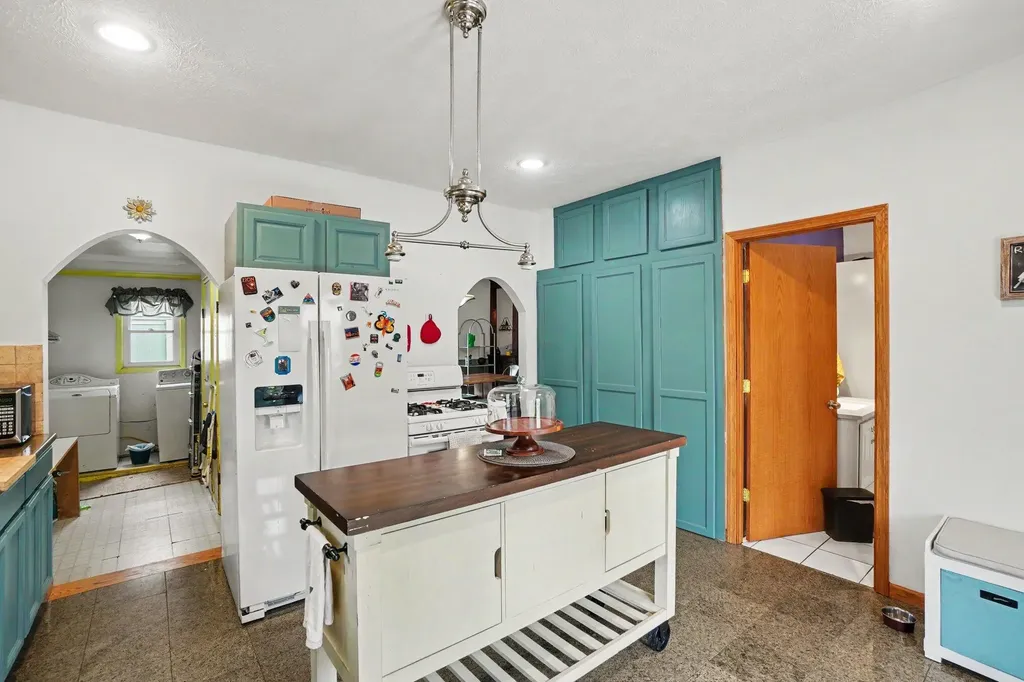 4071 Ivanrest Avenue SW Grandville City MI 49418