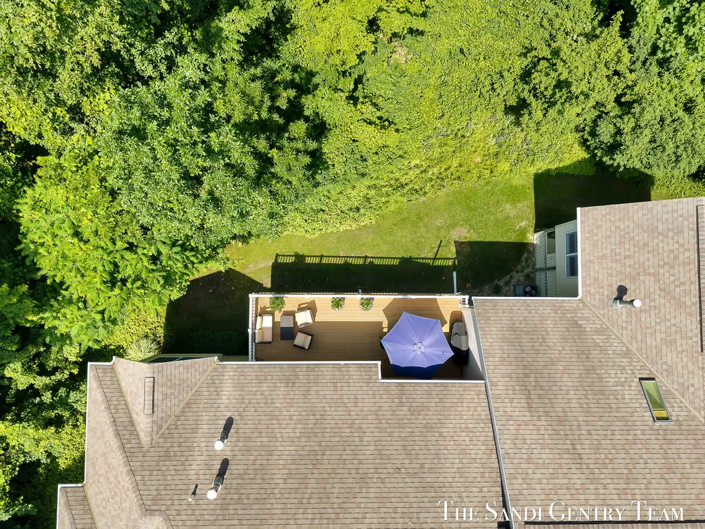 16300 Riverdale Court Ferrysburg City MI 49456