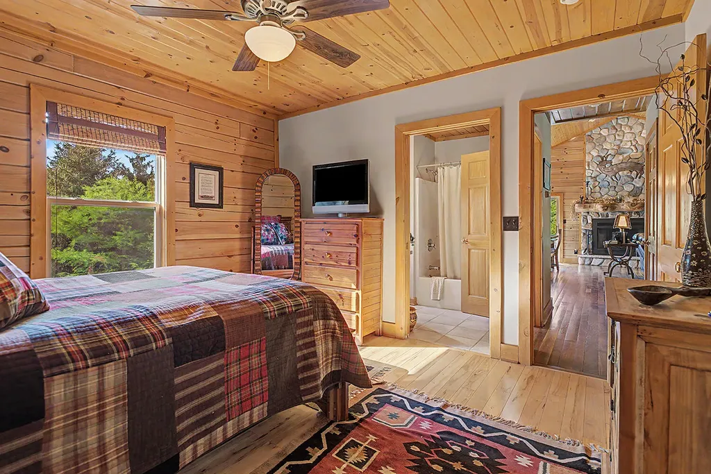 6645 Foote Trail Ganges Township MI 49408