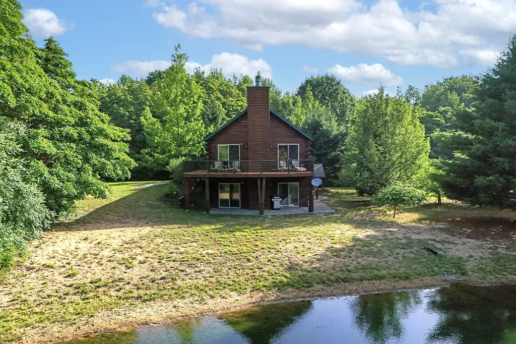 6645 Foote Trail Ganges Township MI 49408