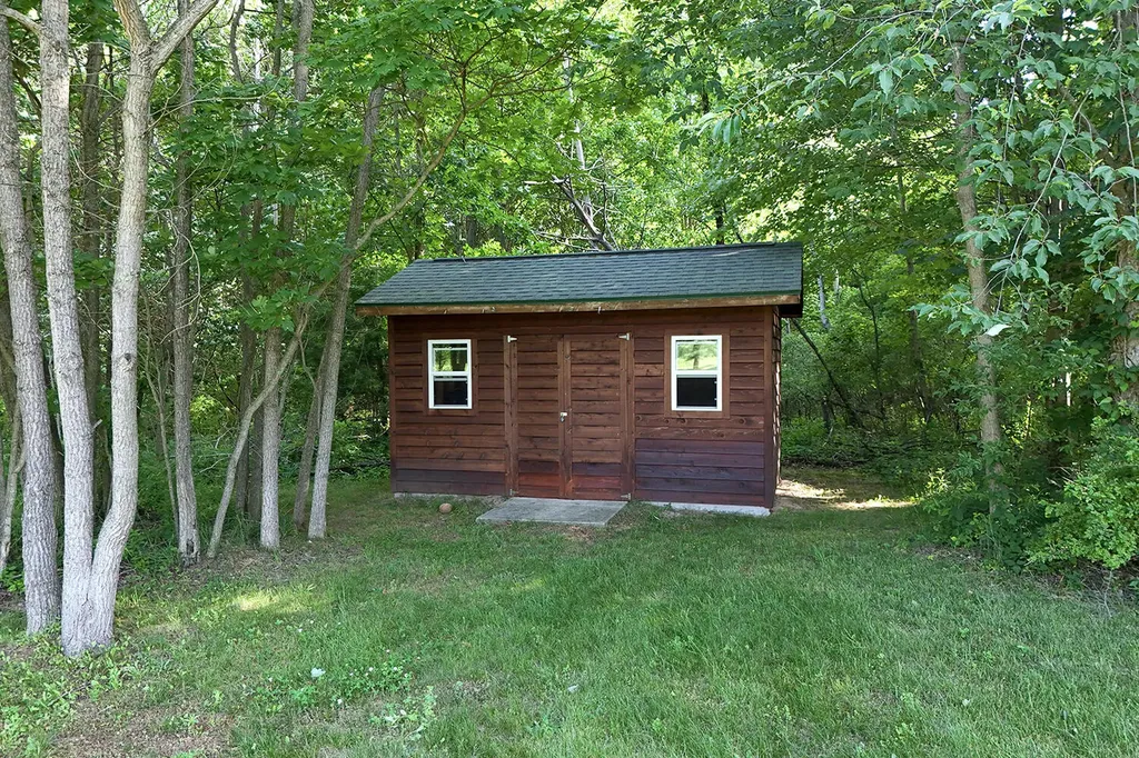 6645 Foote Trail Ganges Township MI 49408