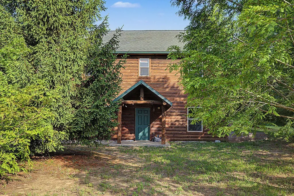 6645 Foote Trail Ganges Township MI 49408