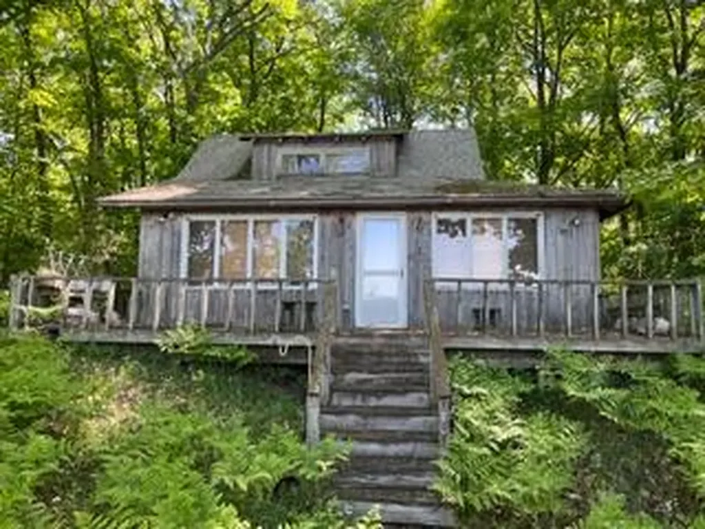217 N Lamkin Road Readmond Township MI 49740