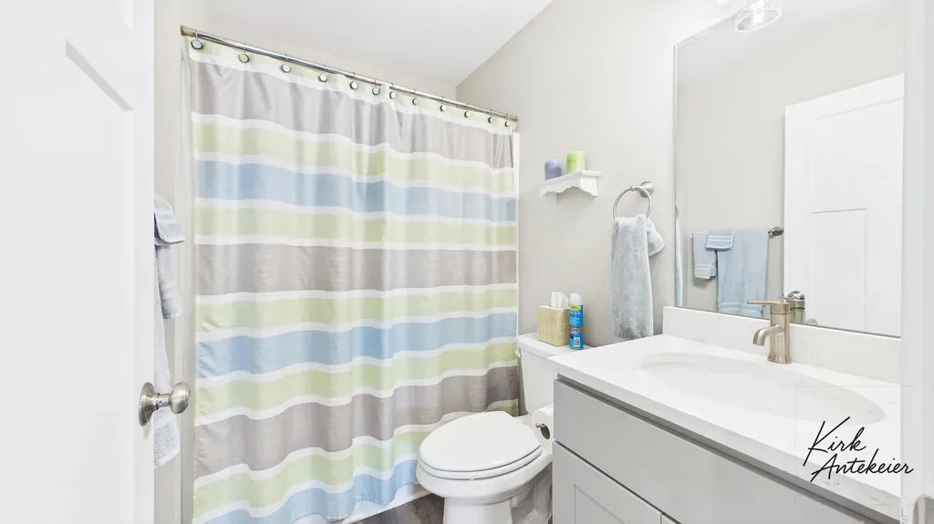 1421 E Addison Way Laketon Township MI 49445