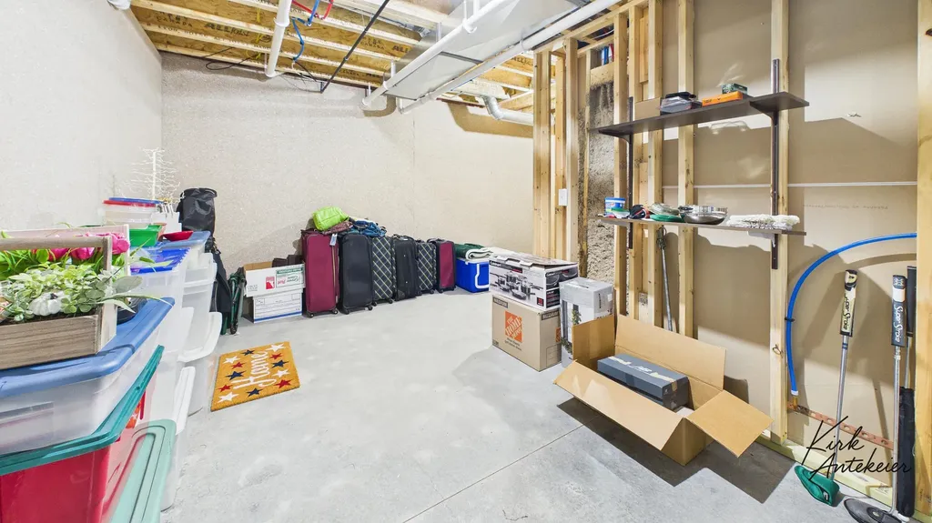 1421 E Addison Way Laketon Township MI 49445