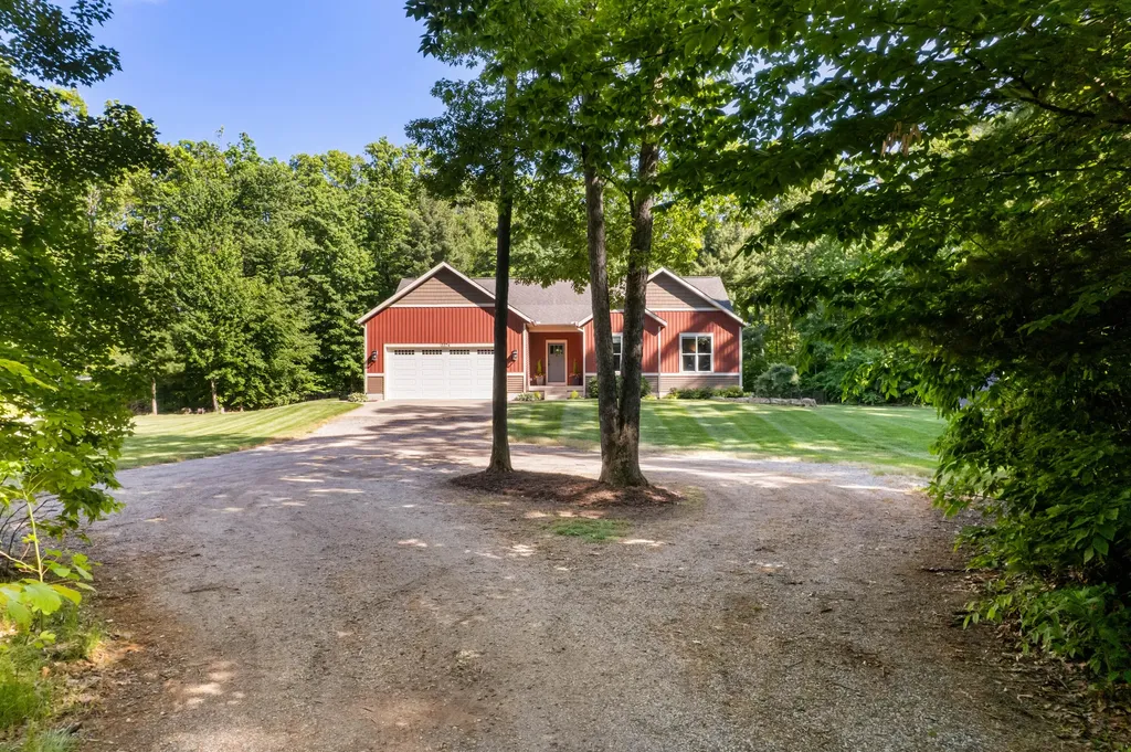 13374 141st Avenue Robinson Township MI 49417