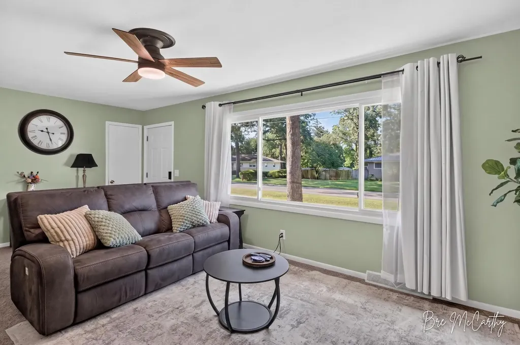 2410 Marcoux Avenue Muskegon Charter Township MI 49442