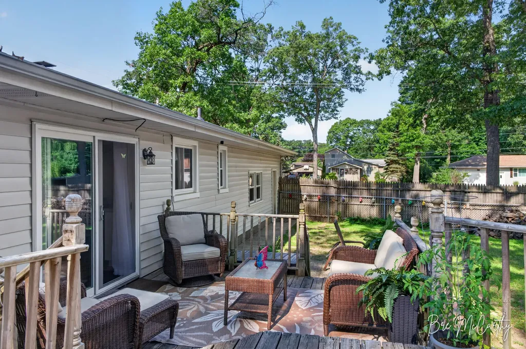 2410 Marcoux Avenue Muskegon Charter Township MI 49442